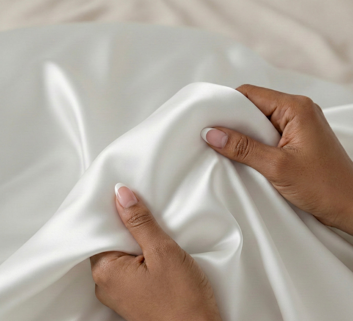 100% Mulberry Silk Pillowcase – Standard (White)